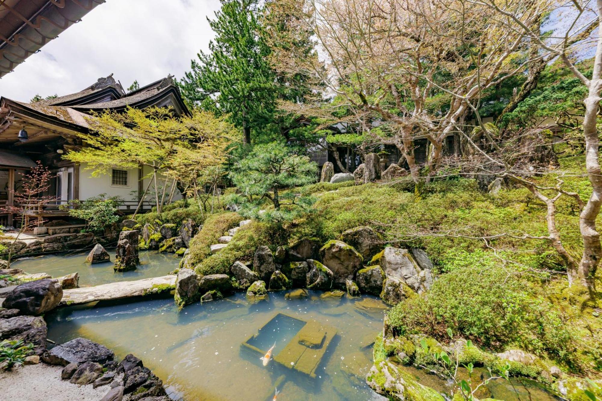 Koyasan Sanadabo Rengejoin Hotel Exterior photo