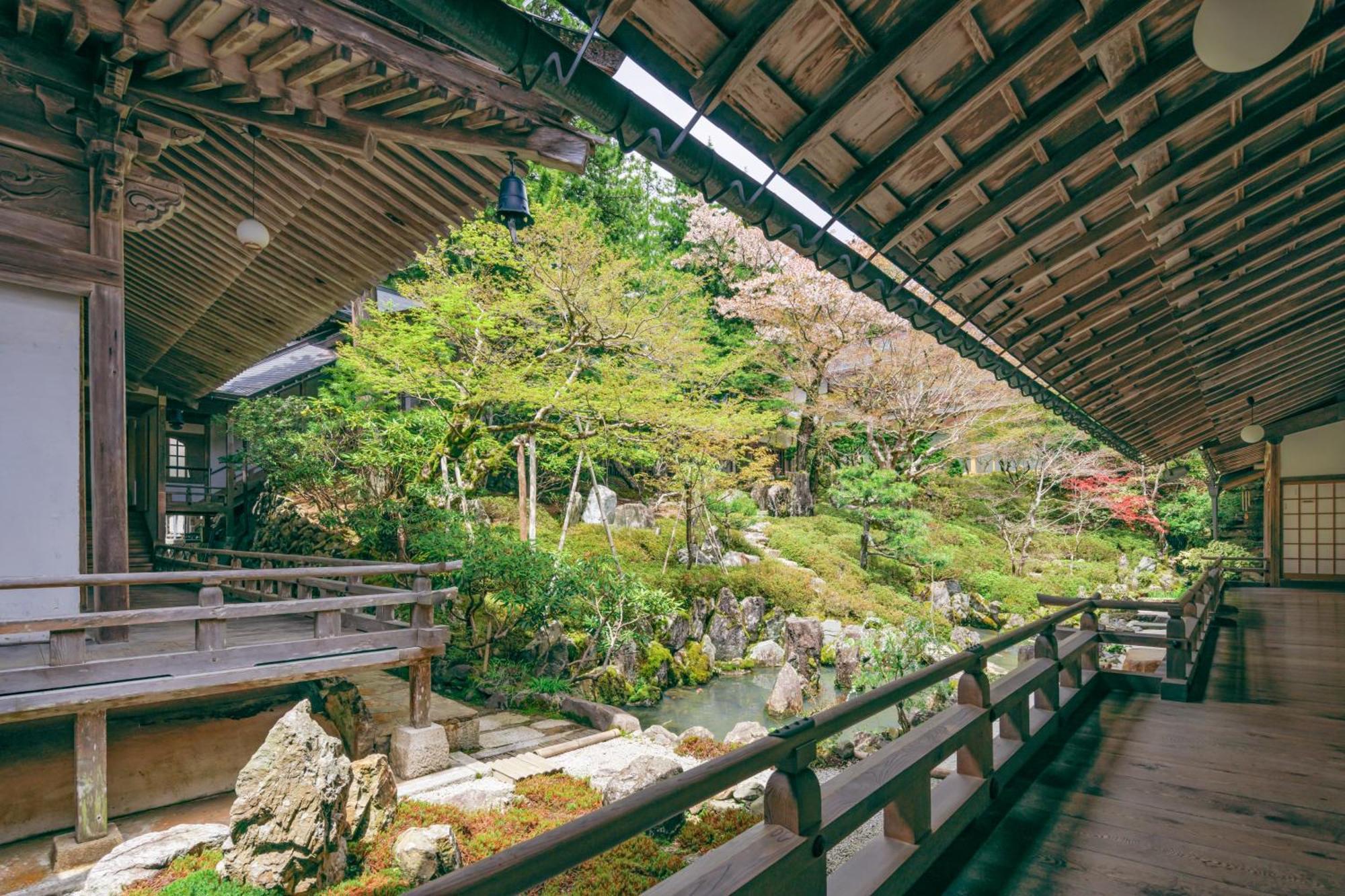 Koyasan Sanadabo Rengejoin Hotel Exterior photo